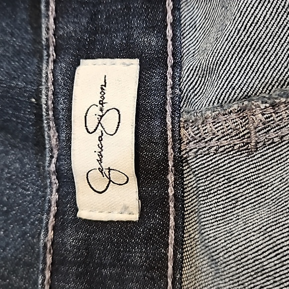 Jessica Simpson | Dark Wash Skinny Jeans | Size 8 - Picture 4 of 5